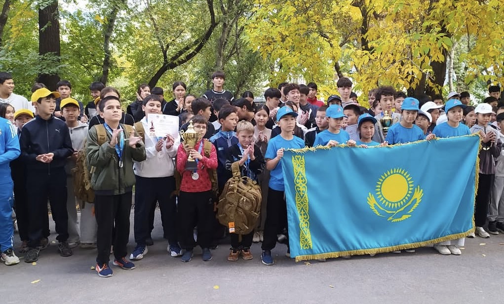№100 жалпы білім беретін мектебінің кезекті жеңісі: «АЛТЫН КҮЗ» жарысында II орын!